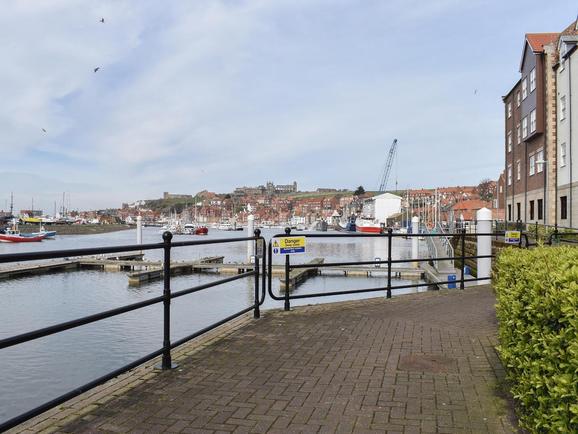 Bankside Villa Whitby Exterior photo